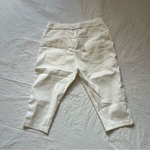 BRAND BAZAR Ivory Pull-On Stretchy Silver Stud Capri Pants Size Small Italy
